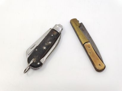 
Two folding knives, one of which is an English...