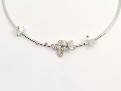 FERAUD 

NECKLACE adorned with butterflies,...