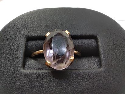 14kt yellow gold ring with a quartz 

Gross...