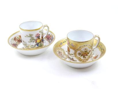 A Raynaud C° Limoges

Two cups and under...