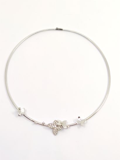 FERAUD 

NECKLACE adorned with butterflies,...