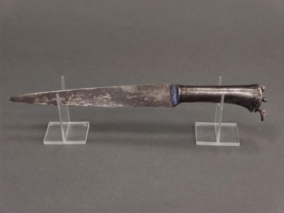 
Kard type knife. 




Iron handle and blade....