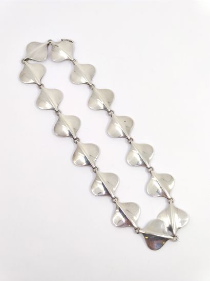 JENSEN DENMARK

Half set including : 

Silver...