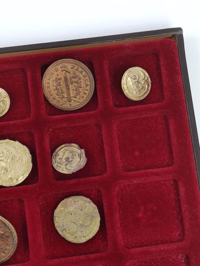 SET of twenty-four buttons 

First Empire

Troops...