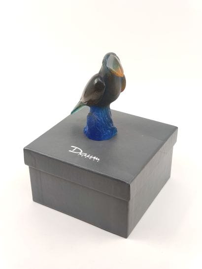 DAUM France

TOUCAN in polychrome glass paste...