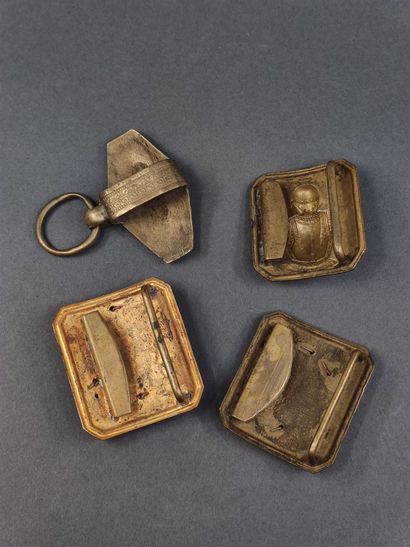 
Set of four brassware : 




-Bracelet of...