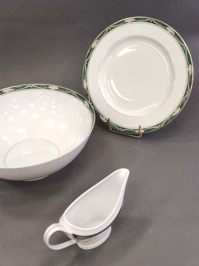Limoges

Philippe Deshoulieres 
