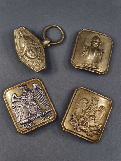 
Set of four brassware : 




-Bracelet of...