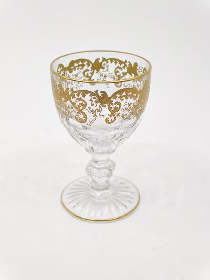Saint Louis model Trianon gold

Created in...