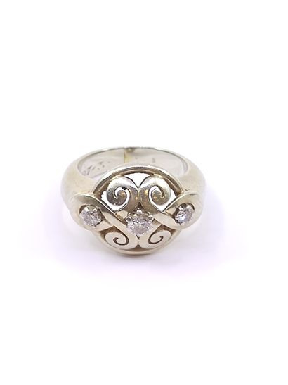 RING in white gold 750° and platinum decorated...