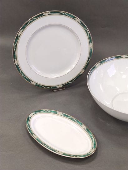Limoges

Philippe Deshoulieres 