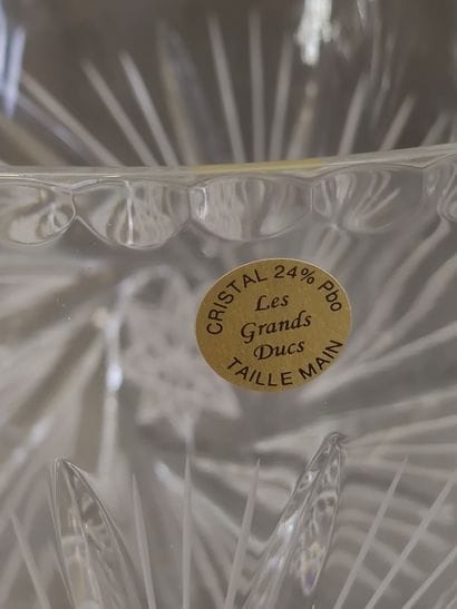 THE GREAT DUC 

Large champagne seal in cut...