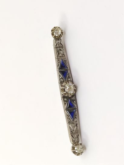 TWO-TONE 750° GOLD PENDANTS set with three...