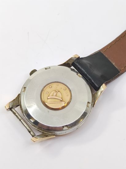 OMEGA CONSTELLATION Chronometer, round case...