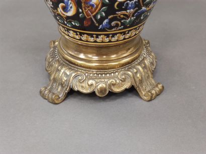 GIEN 

Pair of oil lamps in earthenware with...