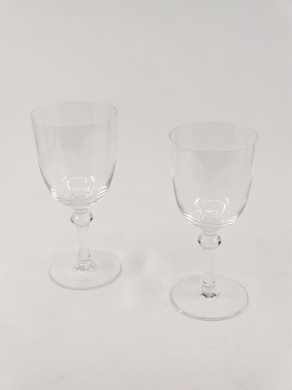 CHL

Cristallerie de France

Eleven stemmed...