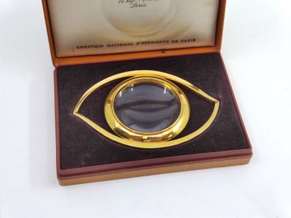 HERMES

Magnifying glass 