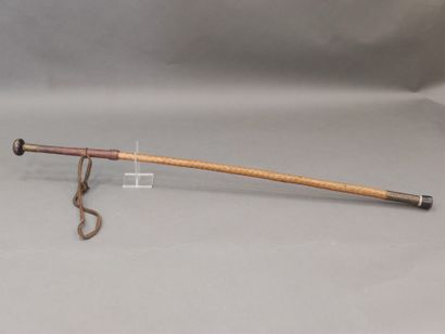 
Wooden makila cane, leather and brass




Horn...