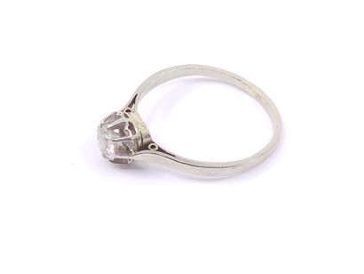 
RING in white gold 750° decorated with an...