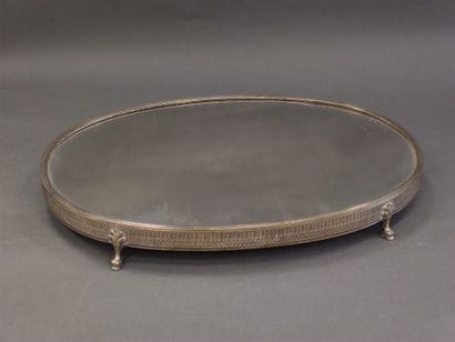 BOULENGER

Table top in silver plated metal...