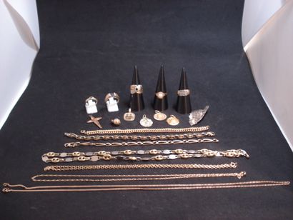 1 Croix Or 18kt 2,25 g déteriorée 3 Bracelets...