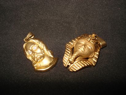 2 Pendentifs Or 18kt et pierres 15,82 g