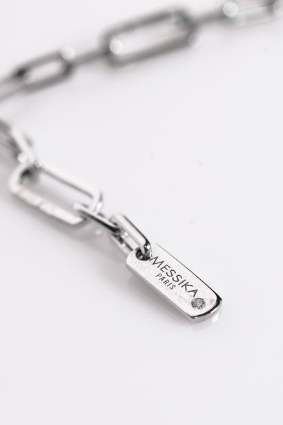 
MESSIKA




MAGNIFIQUE Collier en or gris...