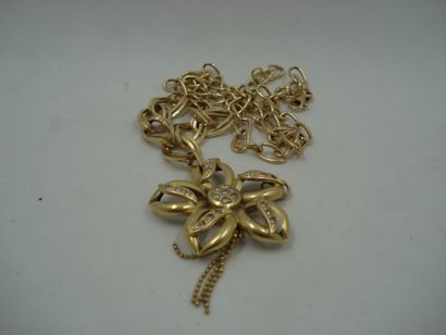 1 Necklace Gold 18kt and stones 18,61 g ...