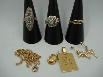 3 Rings Gold 18kt, stone and diamonds 10,52...