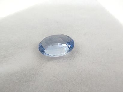 SAPHIR blue IF Ceylan ovale

Dim : 6,3mm...
