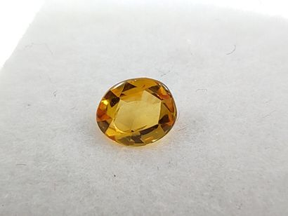 SAPHIR yellow Songea VS Tanzania oval

Size...