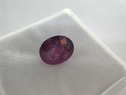 GRENAT pinkish purple rhodolite Madagascar...