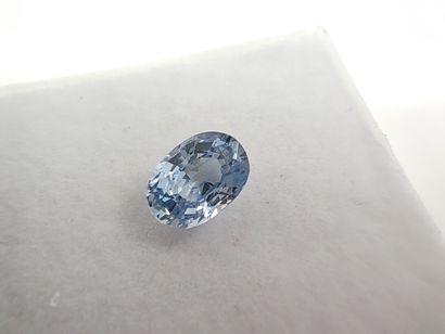 SAPHIR bleu Ceylan ovale

Dim : 6,3mm x 4,4mm

Poids...