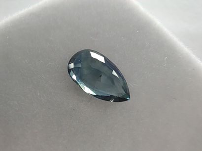 SAPHIR blue Australia pear

Size: 7,5mm x...