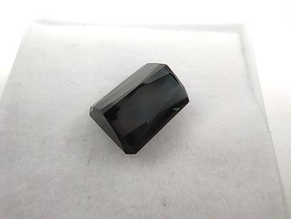TOURMALINE green VS Mozambique émeraude

Dim...