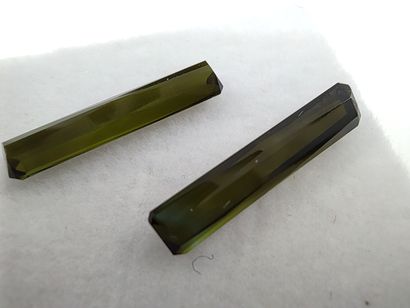 TOURMALINE green Nbr 2 Mozambique émeraude

Dim...