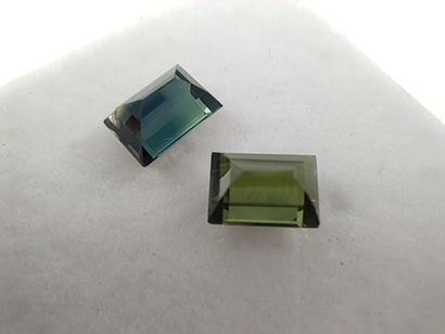 TWO SAPHIR green VS Australia emerald

Dim:...