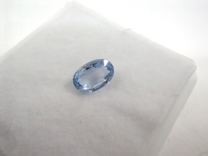 SAPHIR bleu VVS Ceylan ovale

Dim : 6,2mm...
