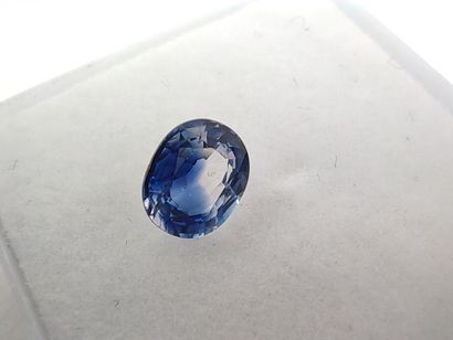SAPHIR blue Ceylan ovale 

Dim : 6,2mm x...