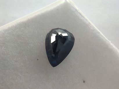 SAPHIR deep blue Africa poire

Dim : 7,6mm...