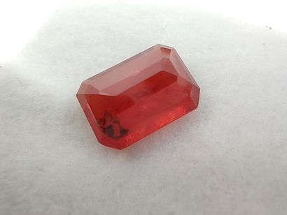 SAPHIR orange Tanga Tanzania emerald

Size...