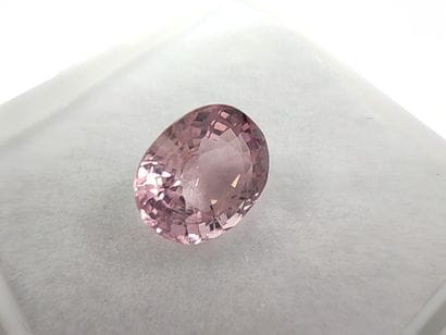 TOURMALINE pink Mozambique ovale 

Dim :...