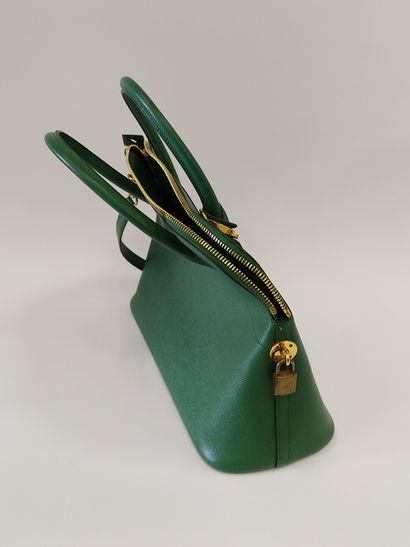 
HERMES




Sac « Bolide » 35 cm en cuir...
