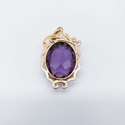 PENDENTIF en or rose 750 sertie d'une alexandrite...