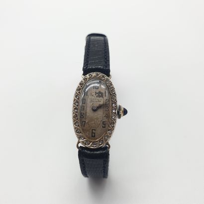 
HAVILA Genève




Petite montre de dame...