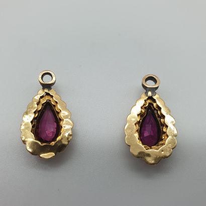 
PARTIE DE PENDANTS D'OREILLES en or jaune...