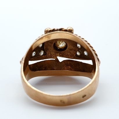 
BAGUE en or jaune 750° ornée de pierres...