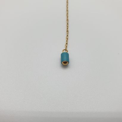 PAIRE DE PENDANTS D'OREILLES en or jaune...