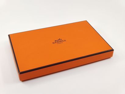 
LE BON MARCHE Paris




Porte-carte bancaire...