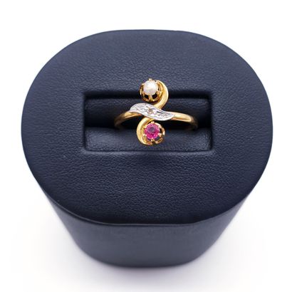 BAGUE toi et moi en or jaune 750°, ornée...